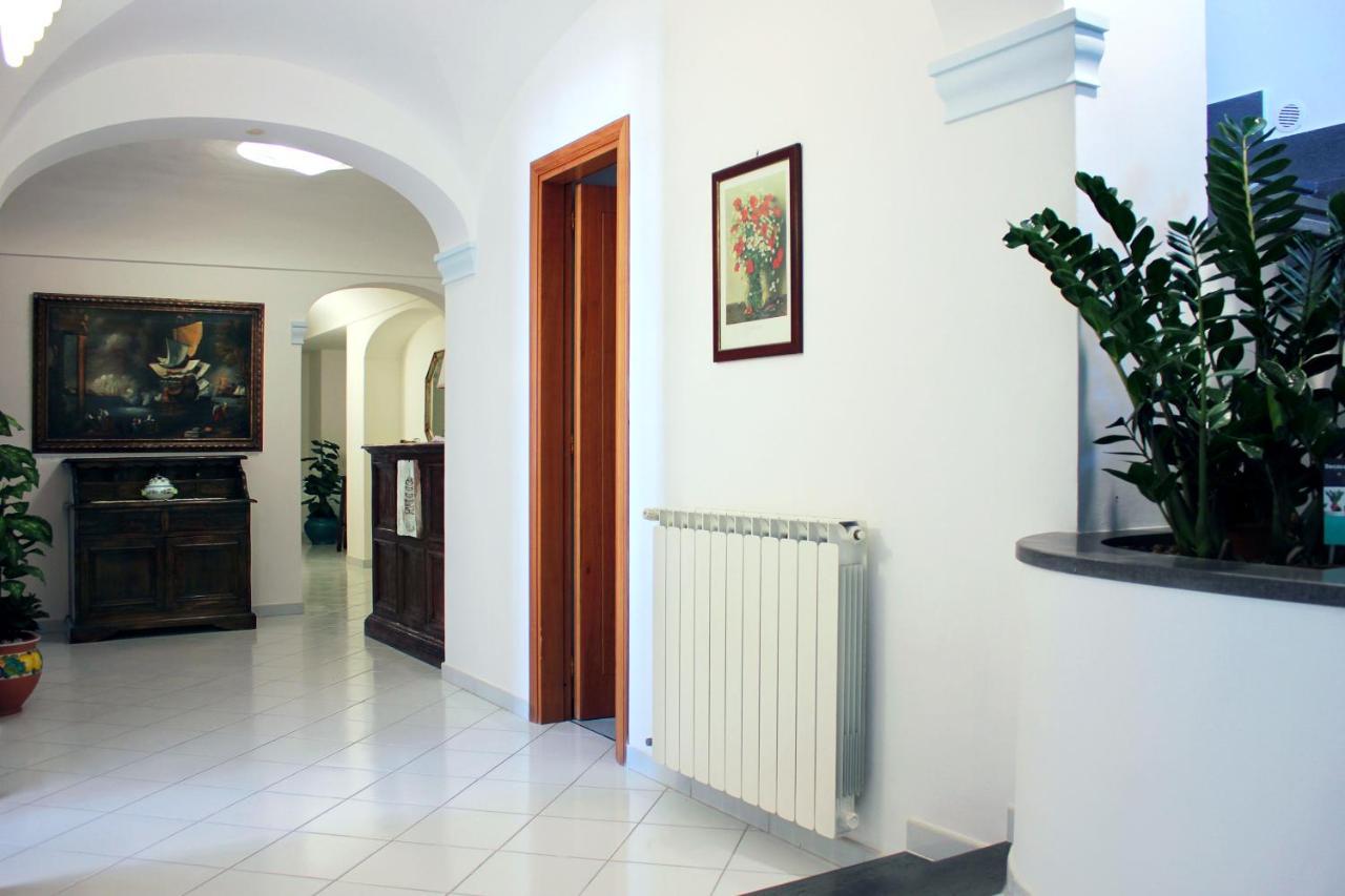La Pergola Del Torchio Bed and Breakfast Ischia Eksteriør billede